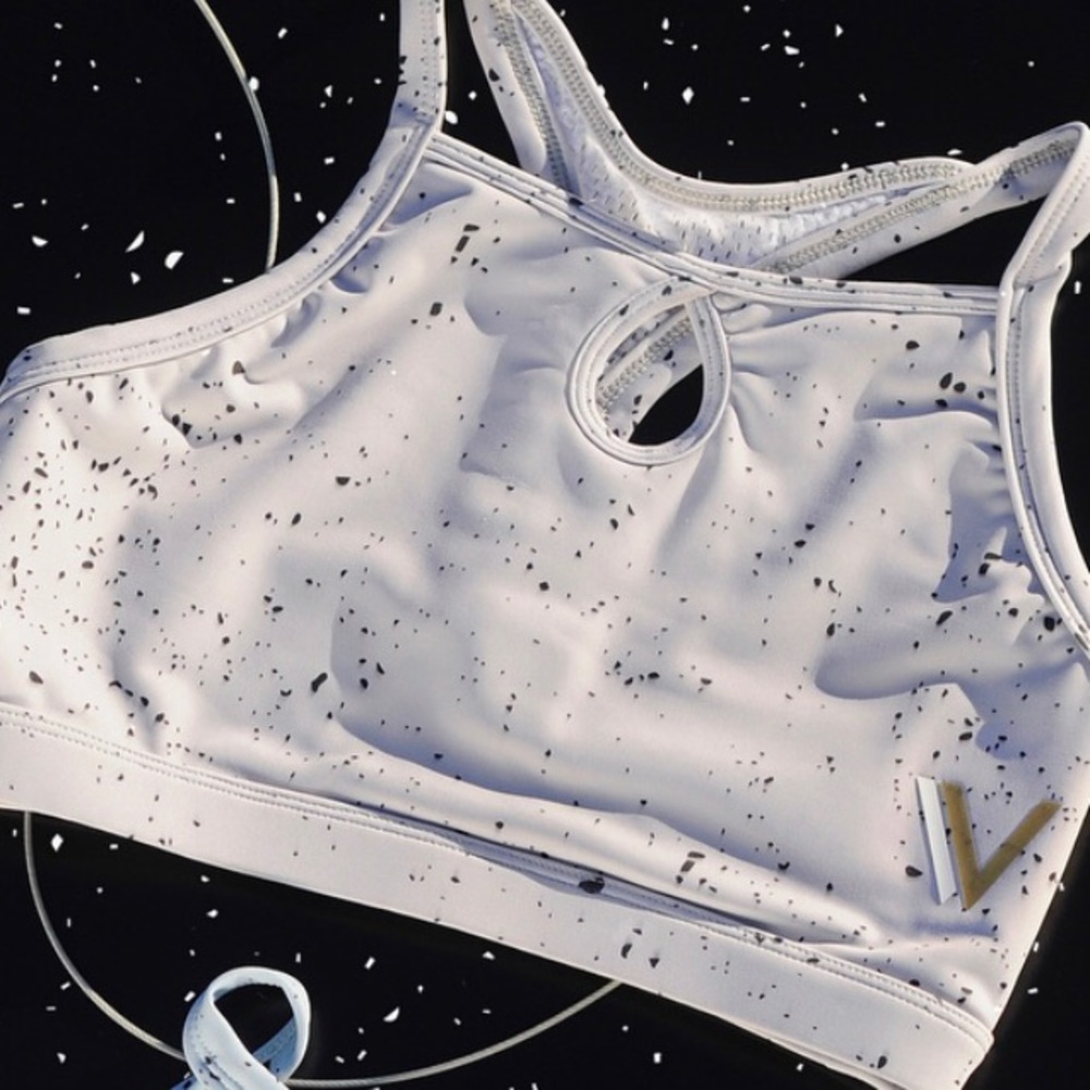 🎉 Vull Sport Evolve Sports Bra 🎉 Speckled Gray